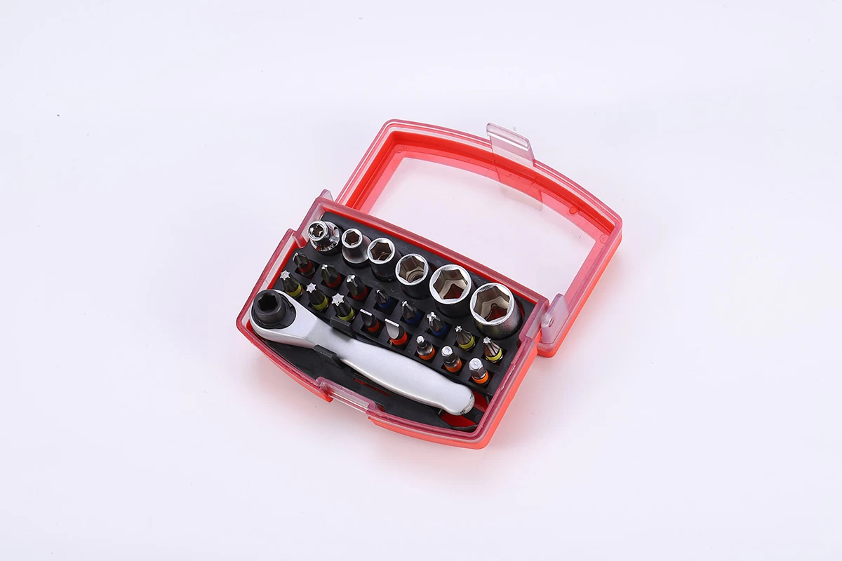24-teiliges Steckschl&uuml;ssel- und Ratschenbit-Set